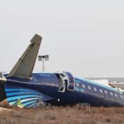 Путин принес извинения Алиеву за инцидент с самолетом Azerbaijan Airlines